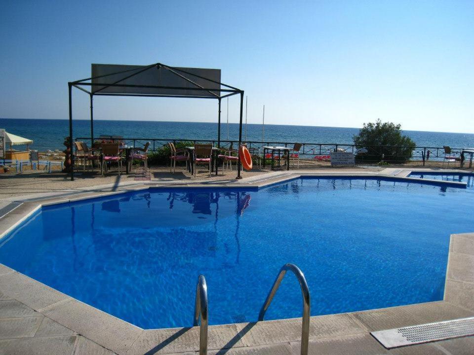 Waves Apartments Melody Glyfada Exterior photo